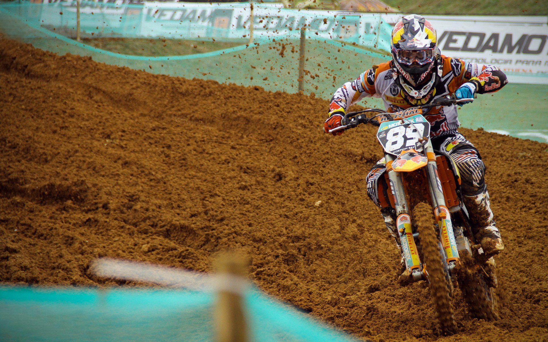 解说点评：专家眼中的比赛亮点，比赛解说的作用